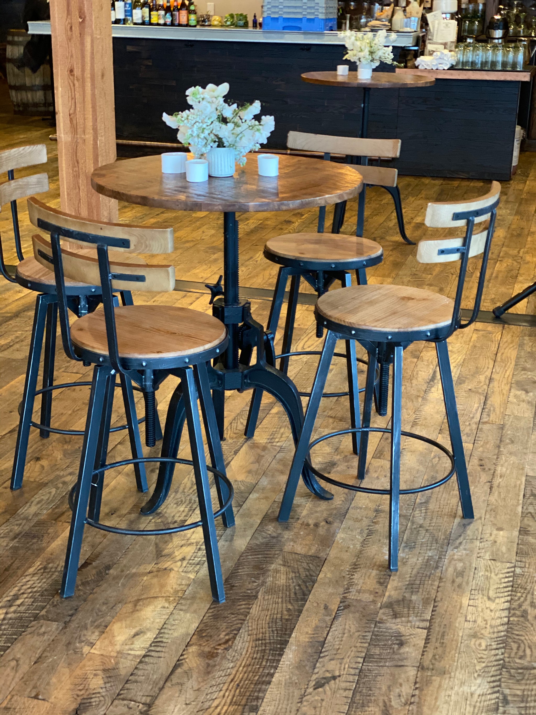 Firwood Crank Bar Stool Tavolo Rental